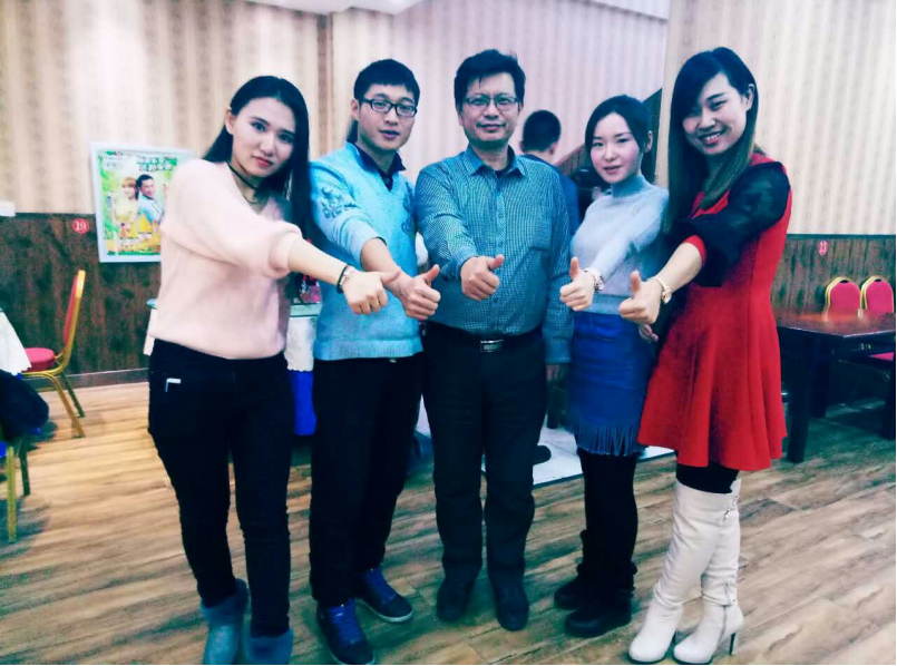 7.2016级学生与自己的导师—赵辰光院长的合影